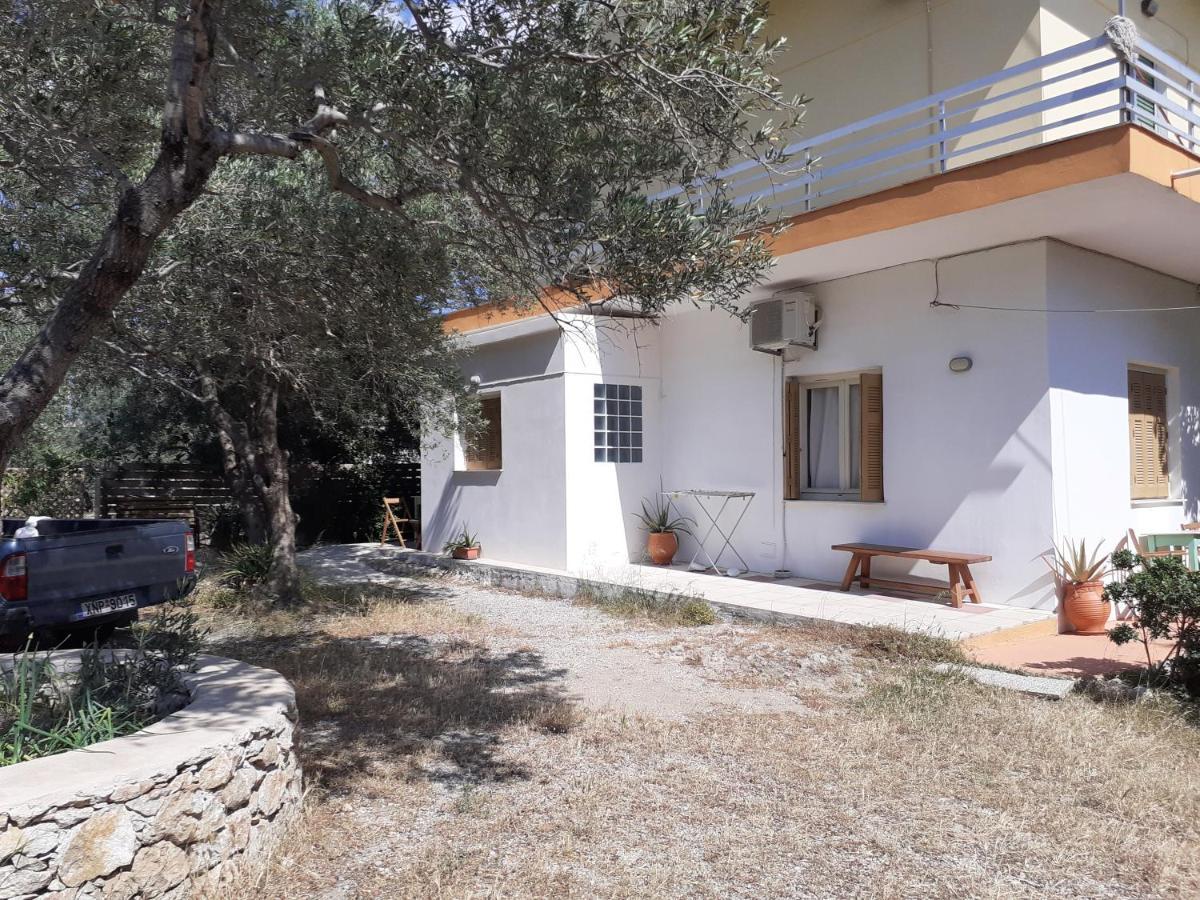 Kampos Rooms Paleochora Buitenkant foto